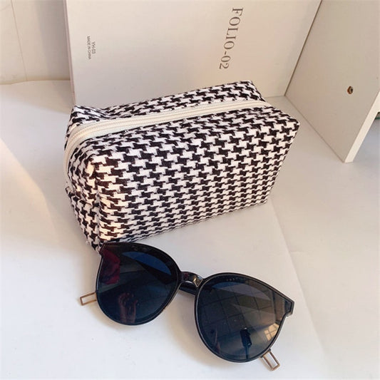 Houndstooth Cosmetic Pouch