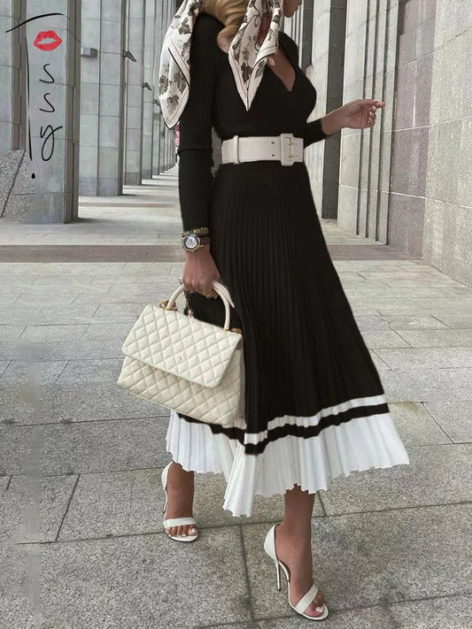 Irina - Flattering V-neck dress