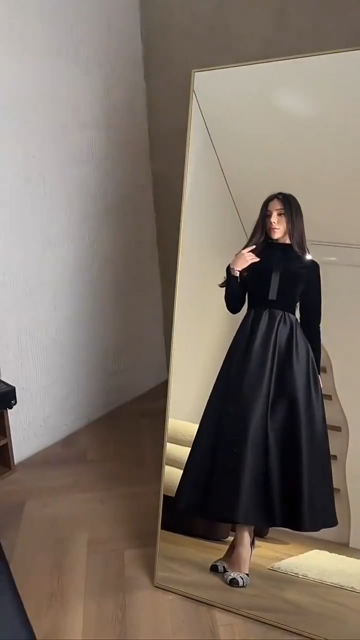 Celine - A-line velvet satin dress