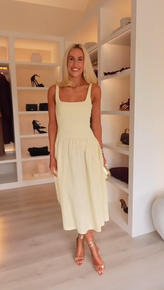 Yvette - Square neckline dress