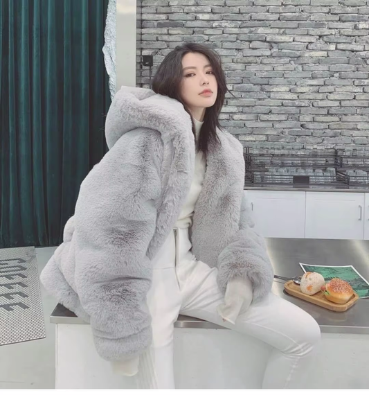 Soraya - Cosy hooded coat