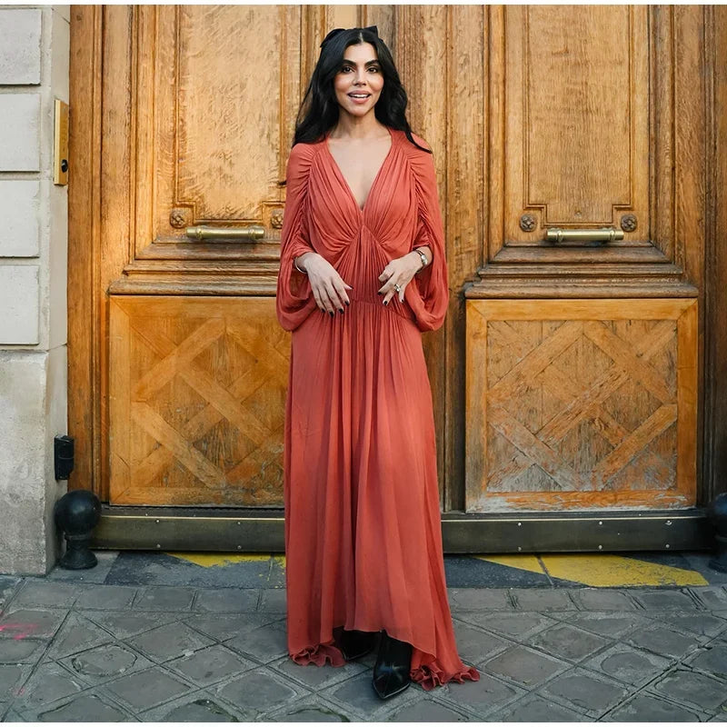 Hazel - Flowing v-neck dress