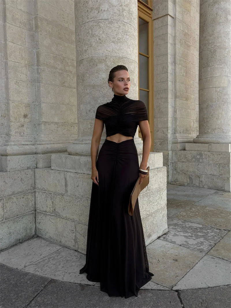 Maria - Flowing cut out dress