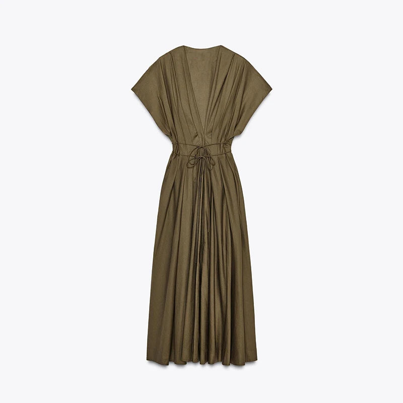 Liora - Flattering v-neck dress