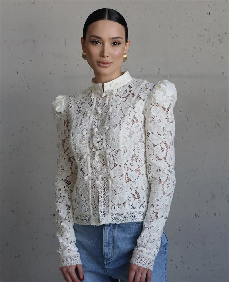 Liana - Lace shirt jacket with shoulder padding