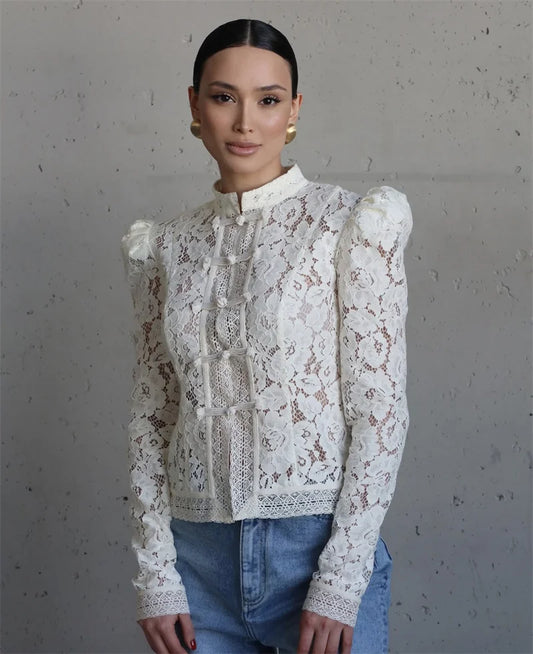 Liana - Lace shirt jacket with shoulder padding