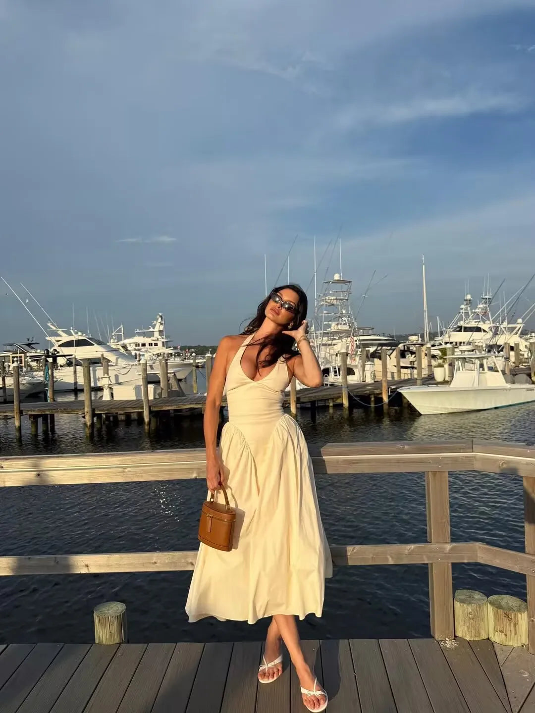 Athena - V-neck dress