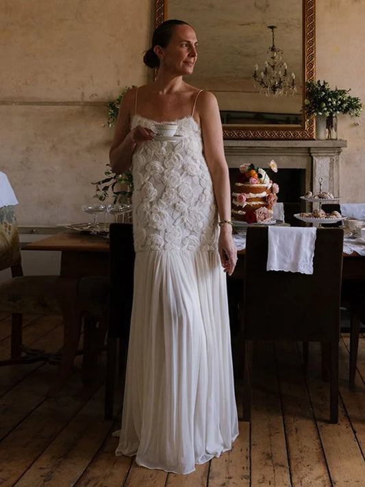 Bexley - Elegant flower detail dress