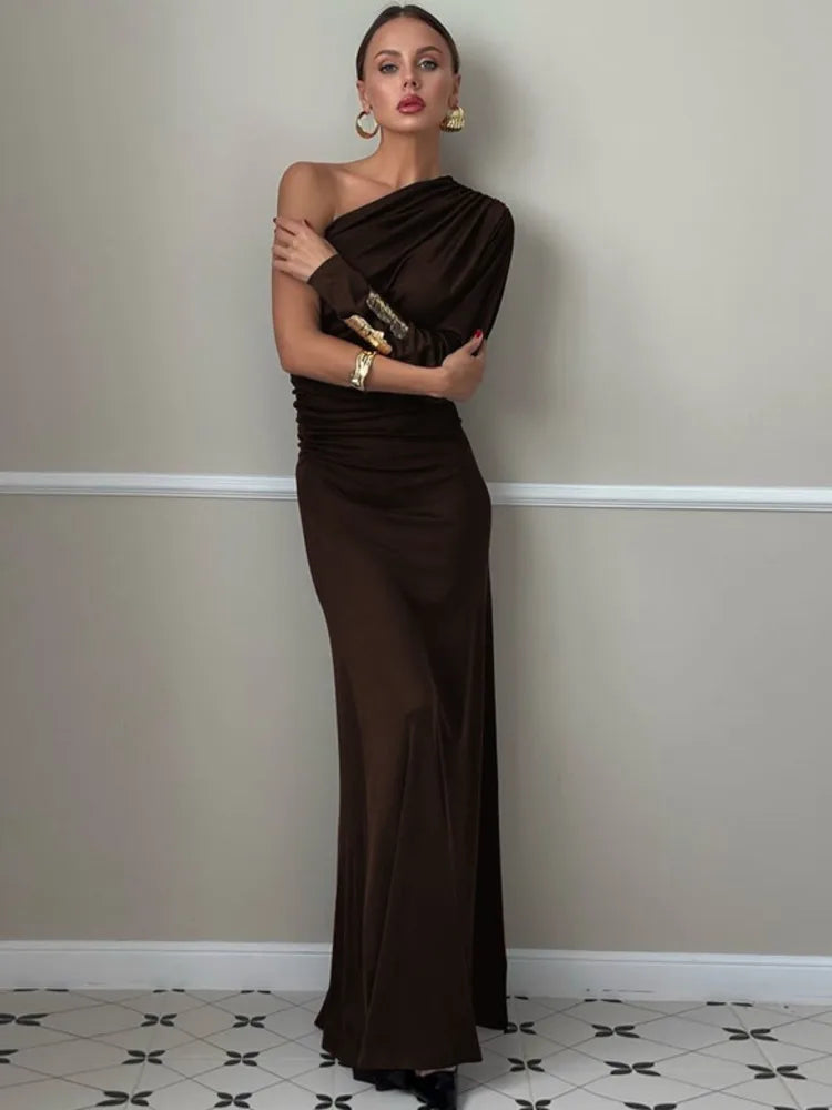 Natasha - Flattering one shoulder dress