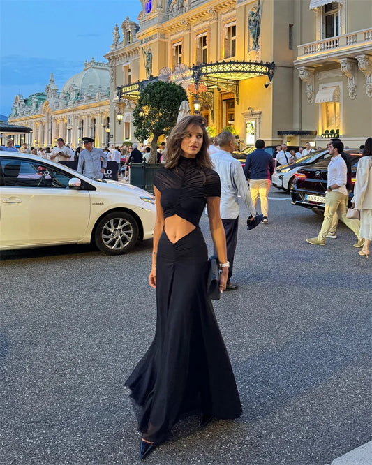 Maria - Flowing cut out dress