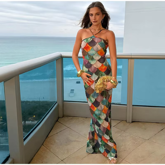 Alisha - Elegant halter neck dress
