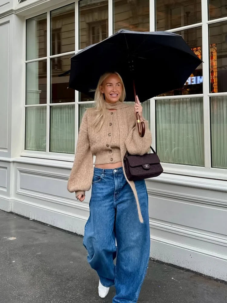 Nola - Cable knit cardigan with scarf