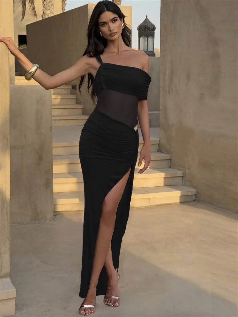 Tilde - Figure hugging dress with slit