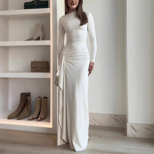 Yana - Figure hugging dress with slit