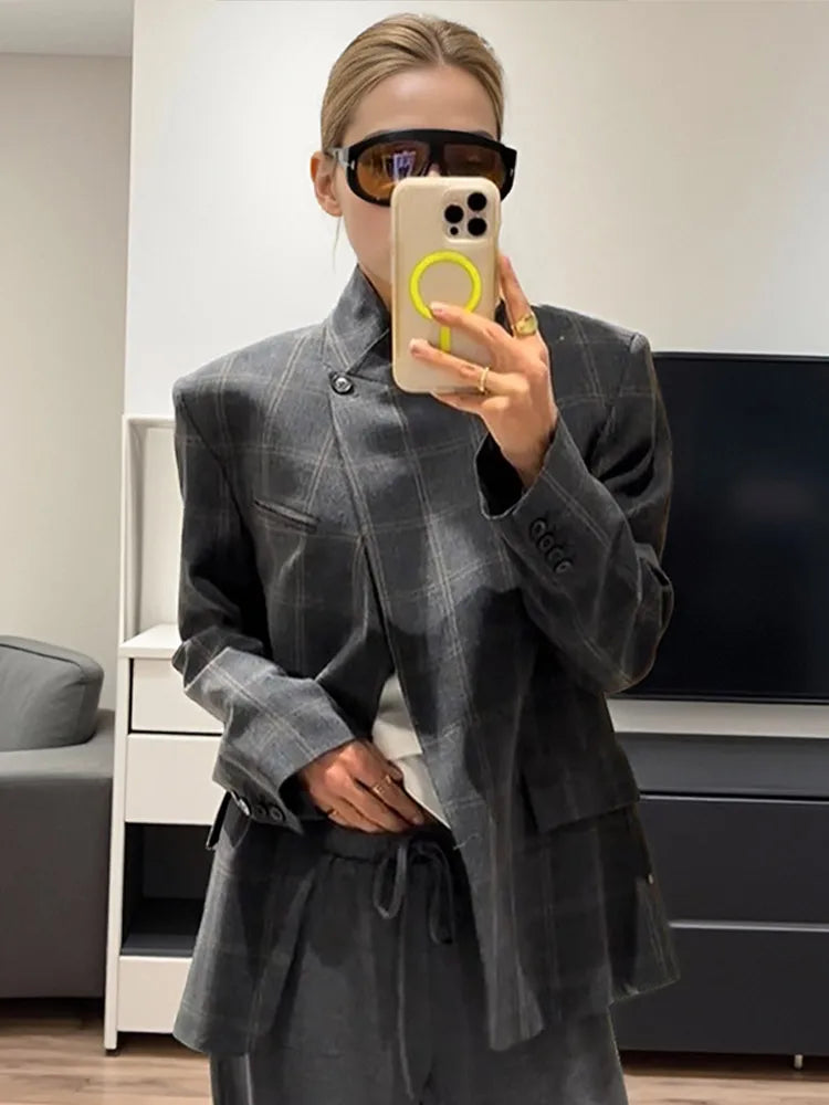 Ivory - One button checkered jacket