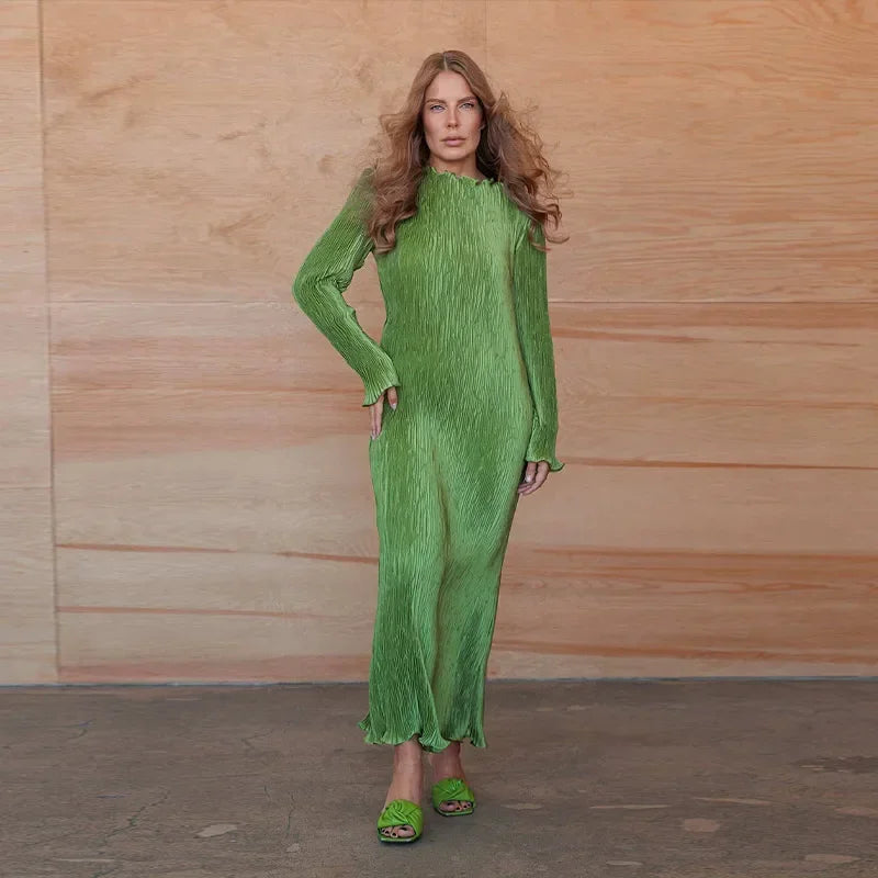 Elysia - Pleated dress with shoulder pads