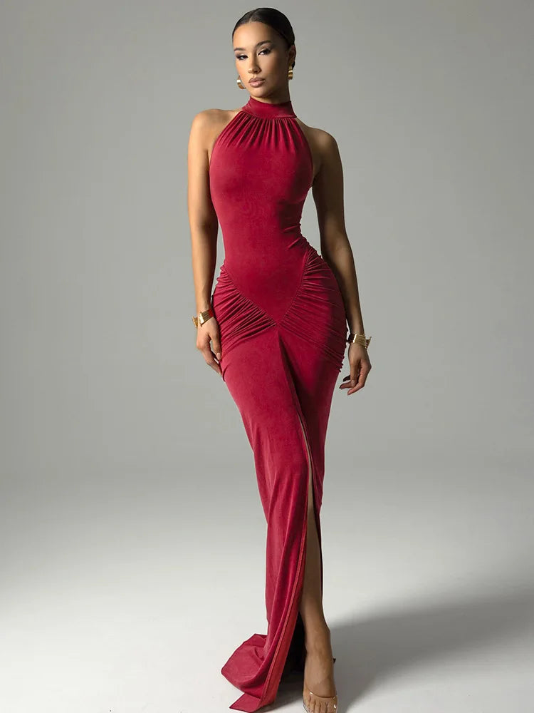 Ina - Figure hugging halter dress