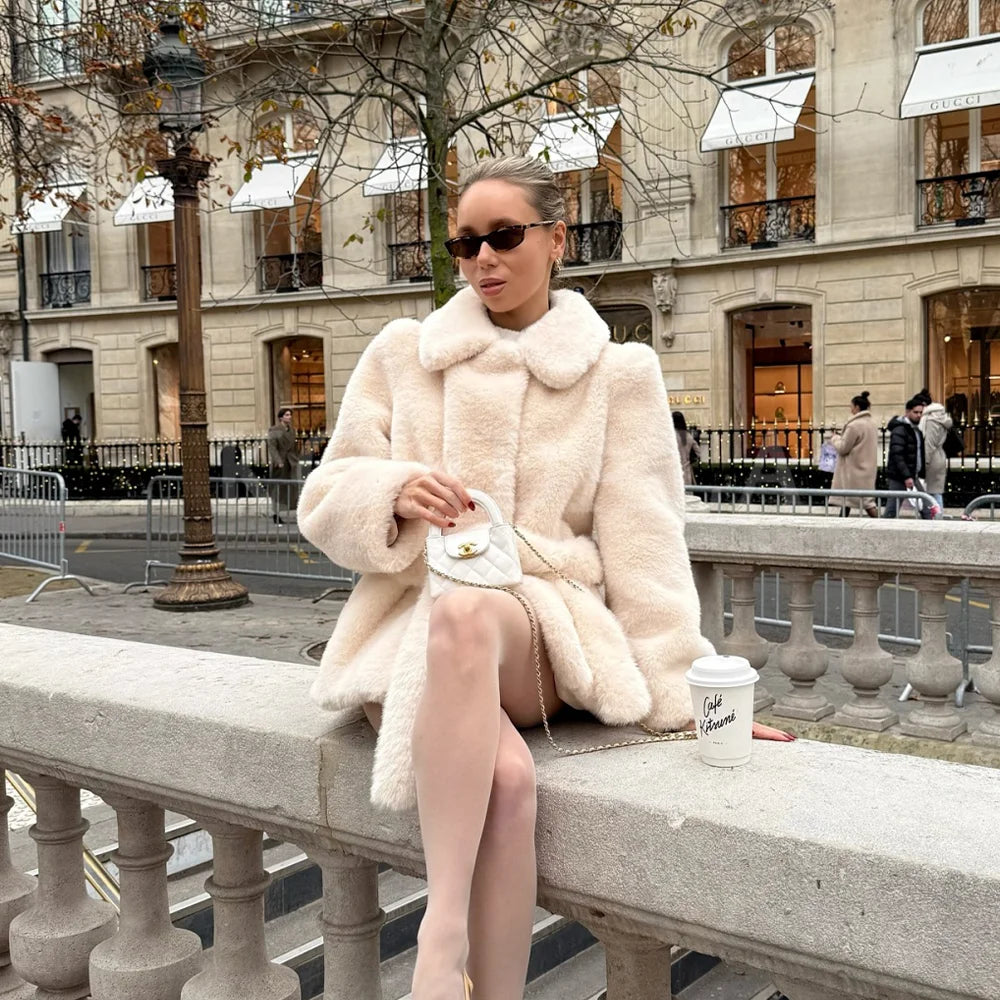 Avery - Faux fur coat