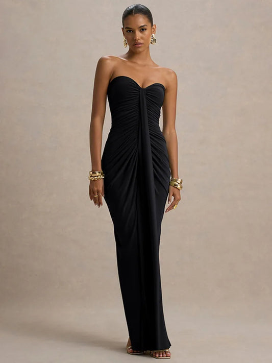 Ingrid - Figure hugging strapless dress