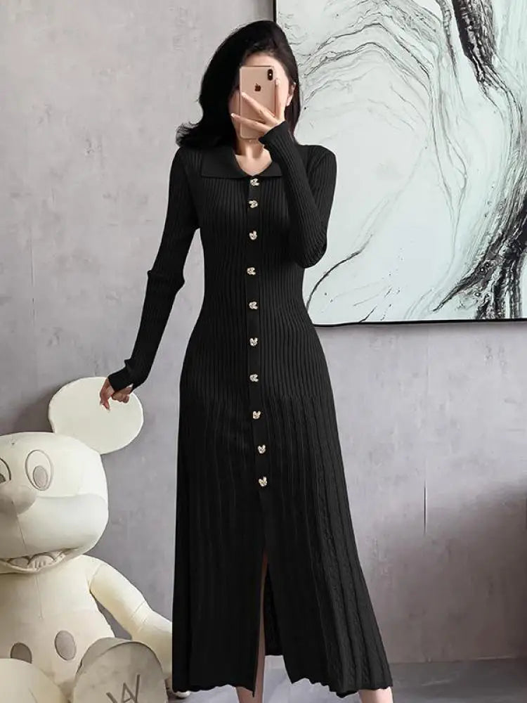 Emilia - Fine knitted long sleeve dress