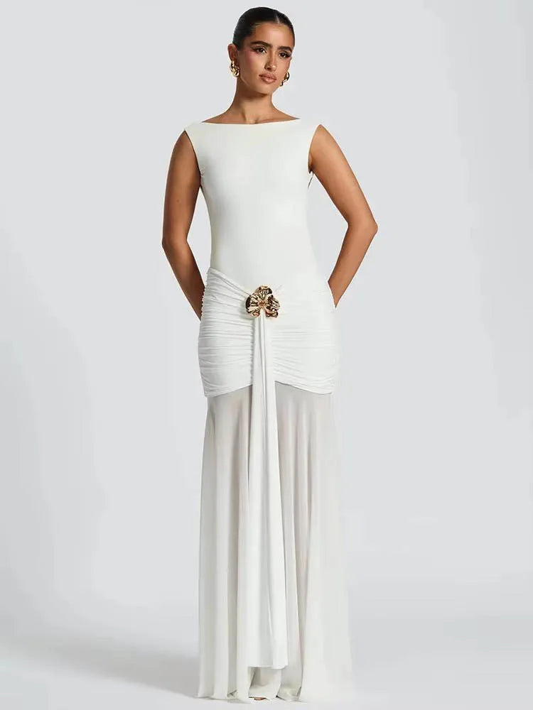 Amina - Figure hugging dress with belt detail
