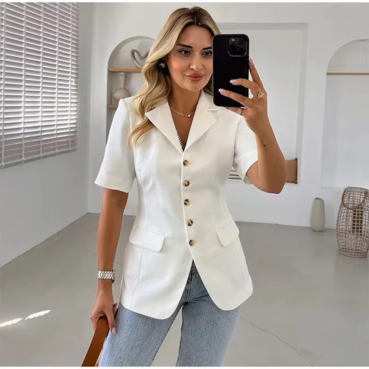 Isa - Flattering short sleeved top