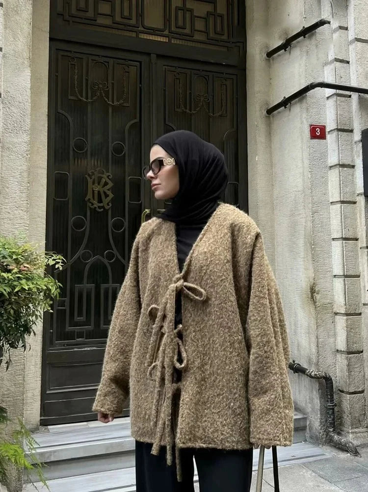 Anouk - Oversized lace up cardigan