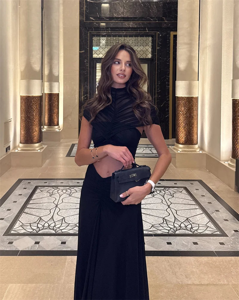 Maria - Flowing cut out dress