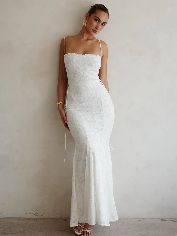 Ivy - Backless lace up dress