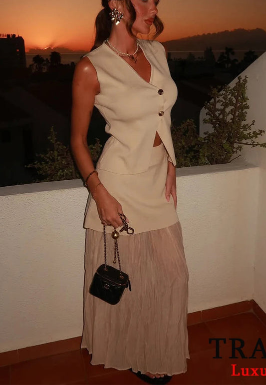 Jacinta - Elegant set with skirt