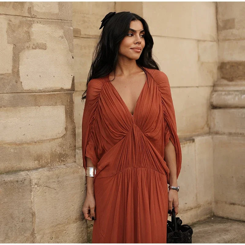 Hazel - Flowing v-neck dress