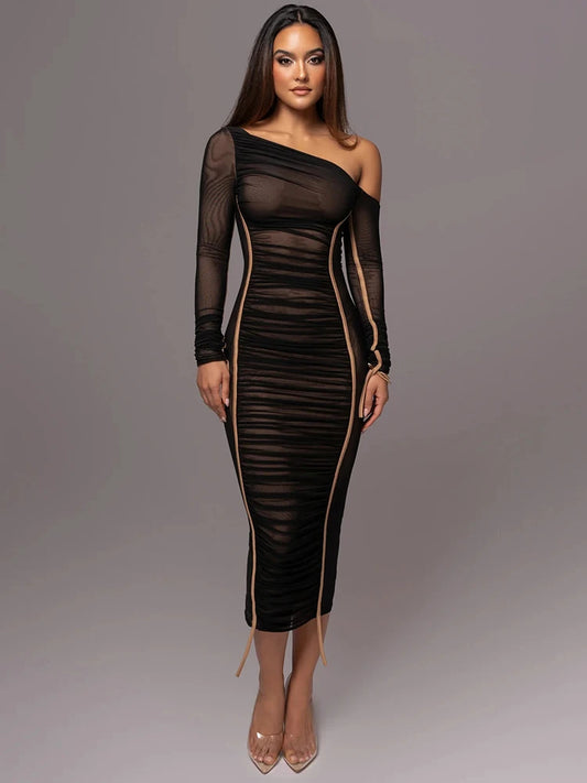 Kim - Figure hugging dress