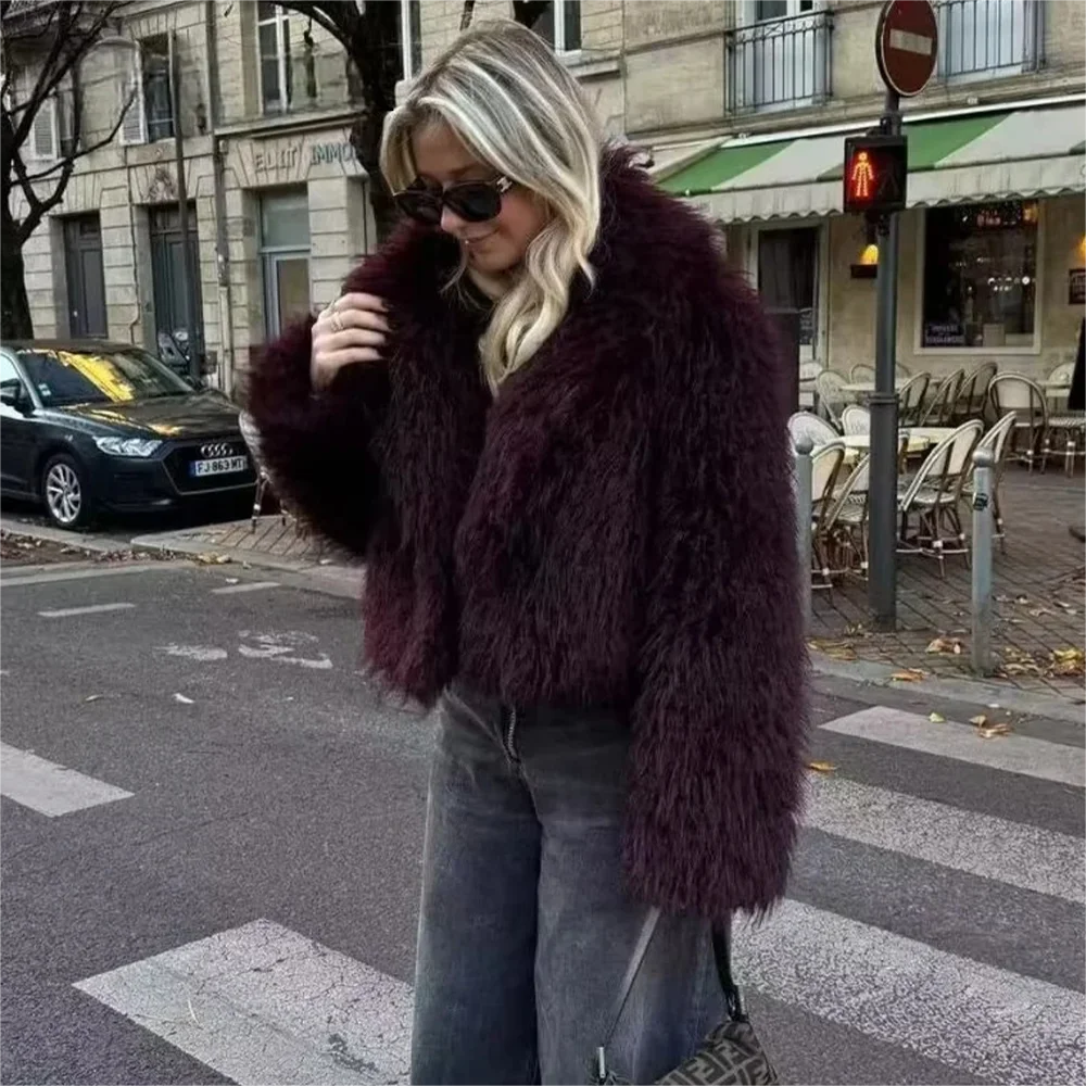 Adalyn - Oversized faux fur coat