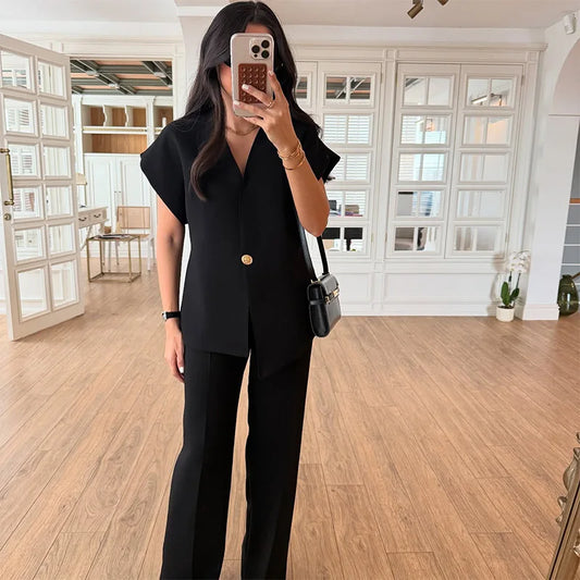 Vada - Elegant two piece set