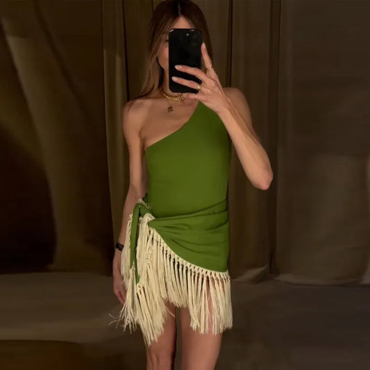Miria - One shoulder tassel set