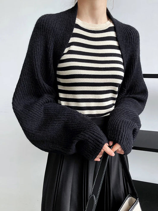 Carmen - Knitted bolero cardigan