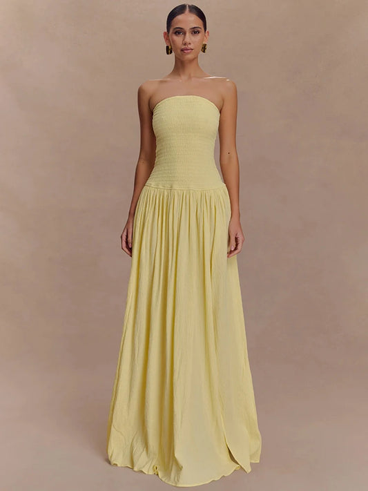 Irena - Strapless dress with slit