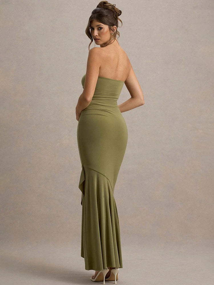 Milena - Figure hugging strapless dress