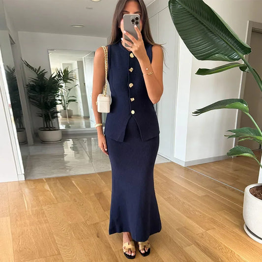 Nala - Elegant fine knitted two piece set