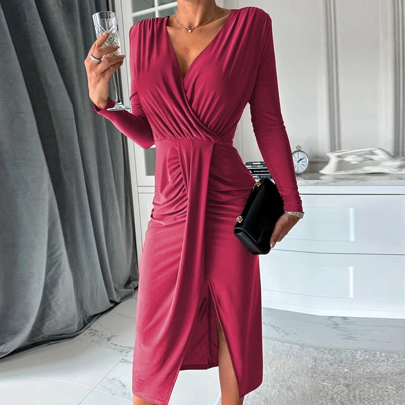 Mirna - Flattering v-neck dress