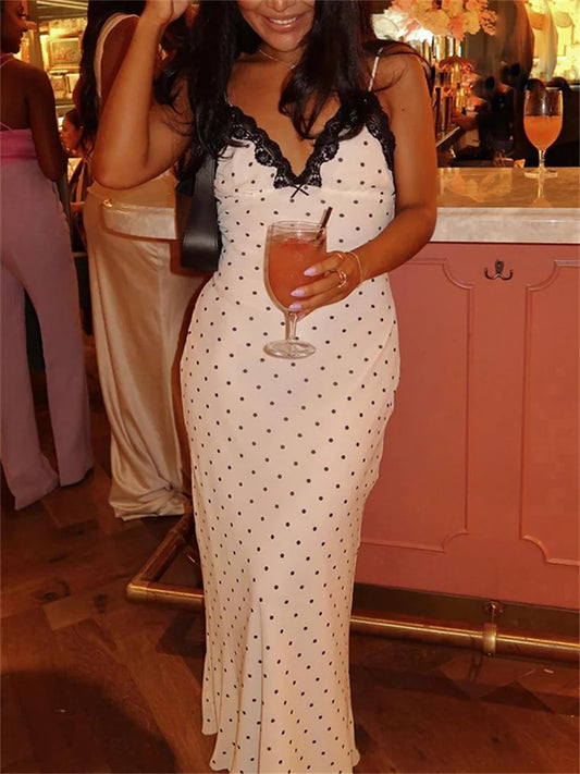 Tara - Elegant polkda dot dress