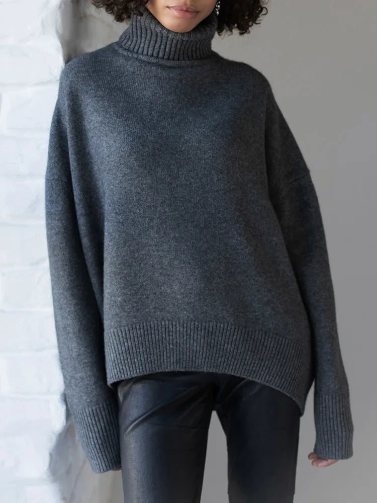 Nora - Knitted high neck sweater