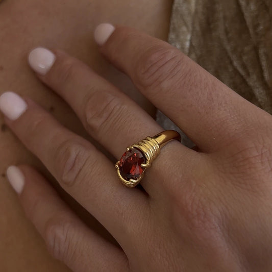 Rosa Gem Ring - Red