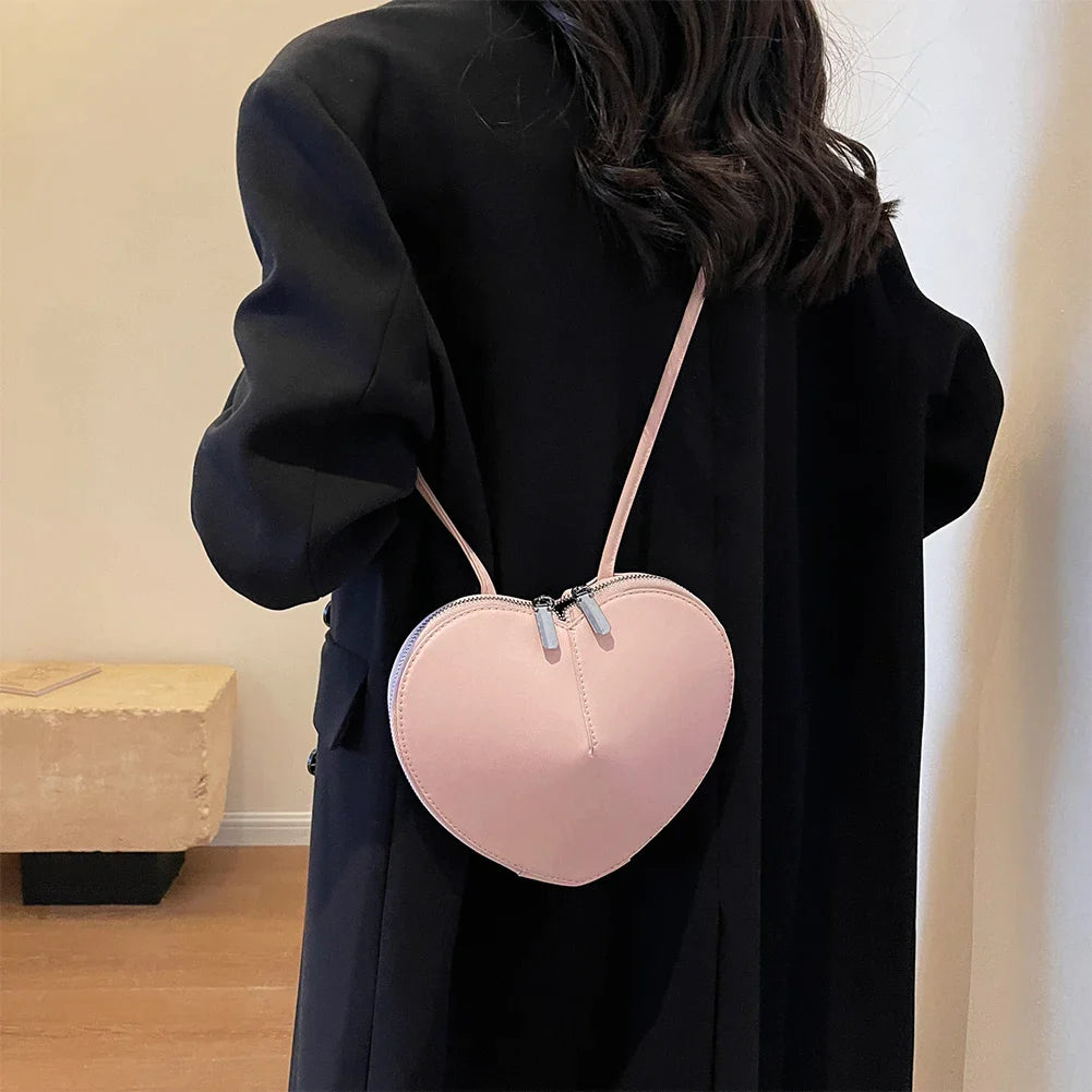 Valentina - Heart shaped bag